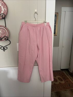 Alfred Dunner Light Pink Elastic Waist Straight-Leg Pants